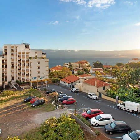 Dfm Happy Days D - Funchal Daire Dış mekan fotoğraf