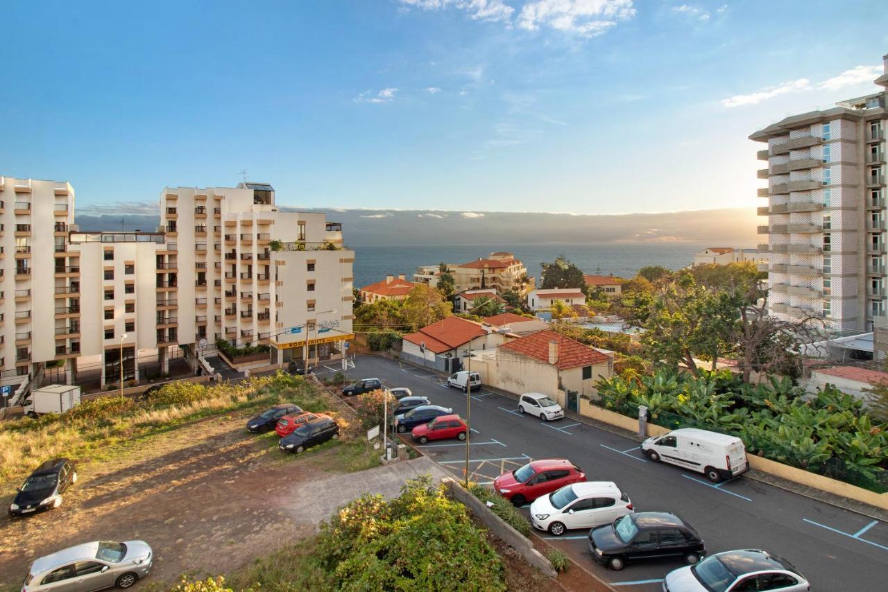 Dfm Happy Days D - Funchal Daire Dış mekan fotoğraf